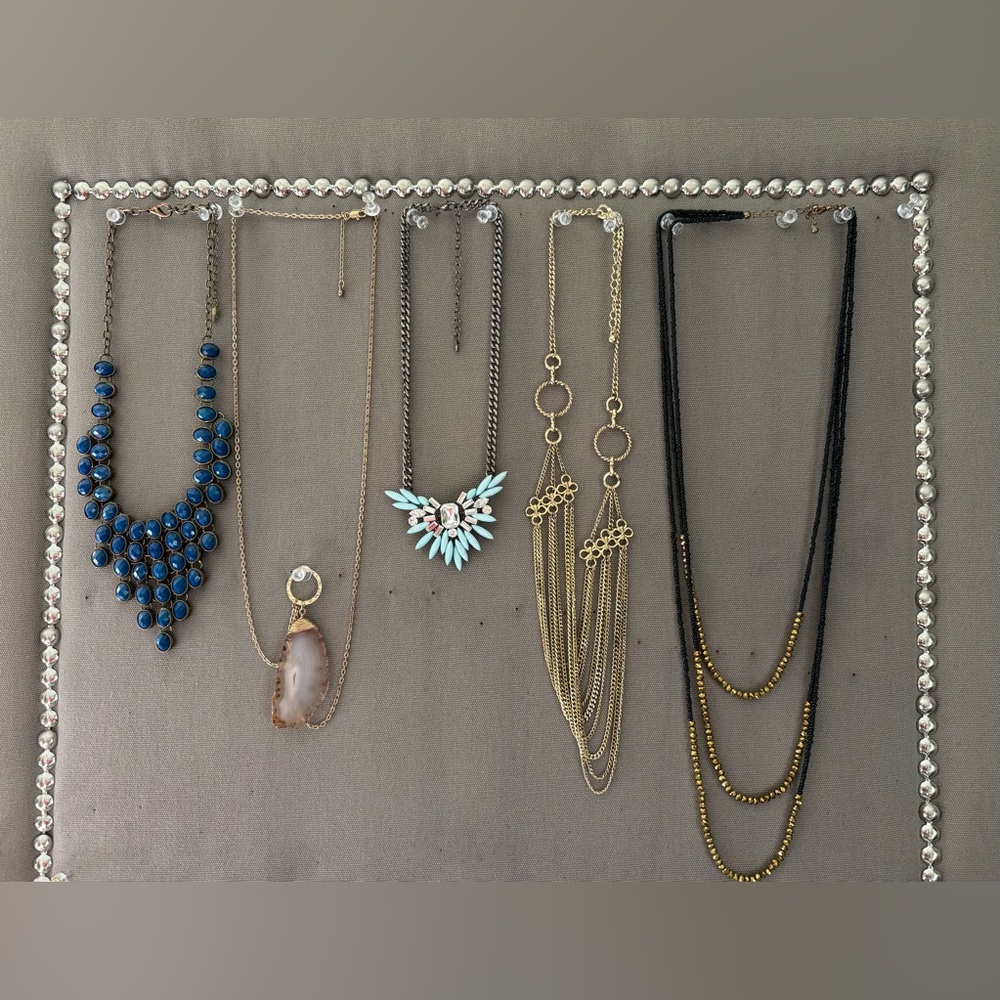 Vintage- Now Lot 5 Gold Tone Beaded Statement pendant Necklaces Costume Jewelry